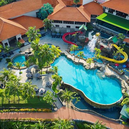 Doubletree By Hilton Damai Laut Hotel Lumut Eksteriør billede