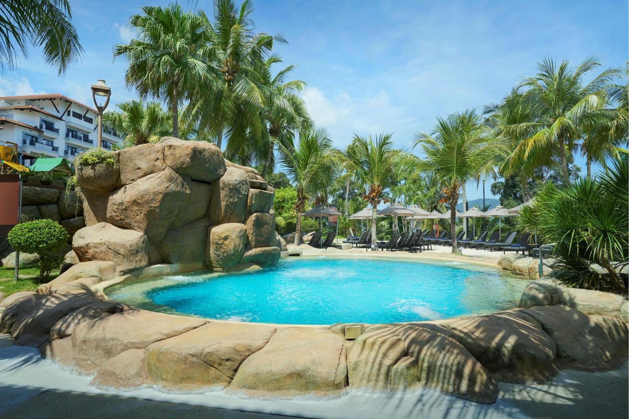 Doubletree By Hilton Damai Laut Hotel Lumut Eksteriør billede