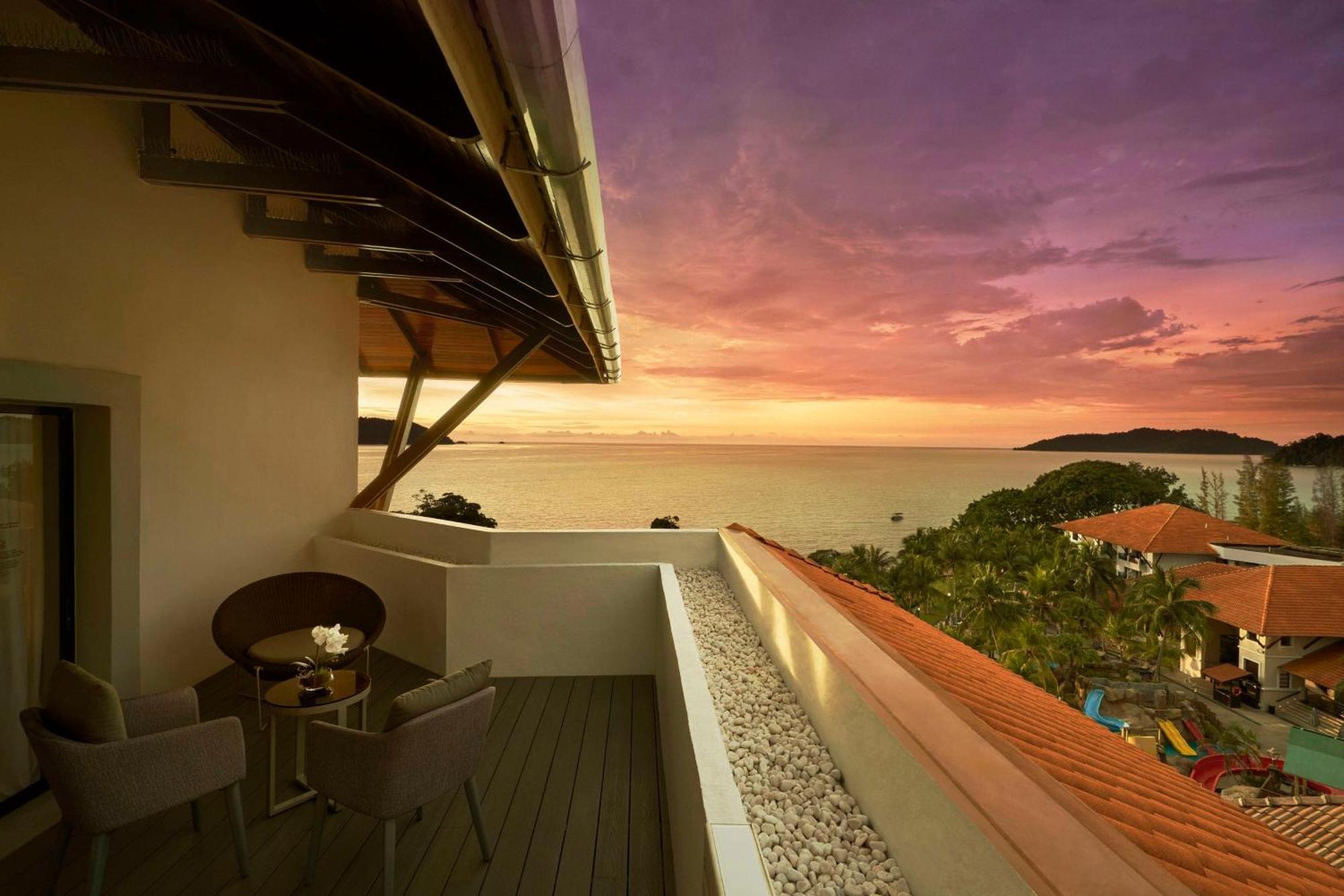Doubletree By Hilton Damai Laut Hotel Lumut Eksteriør billede