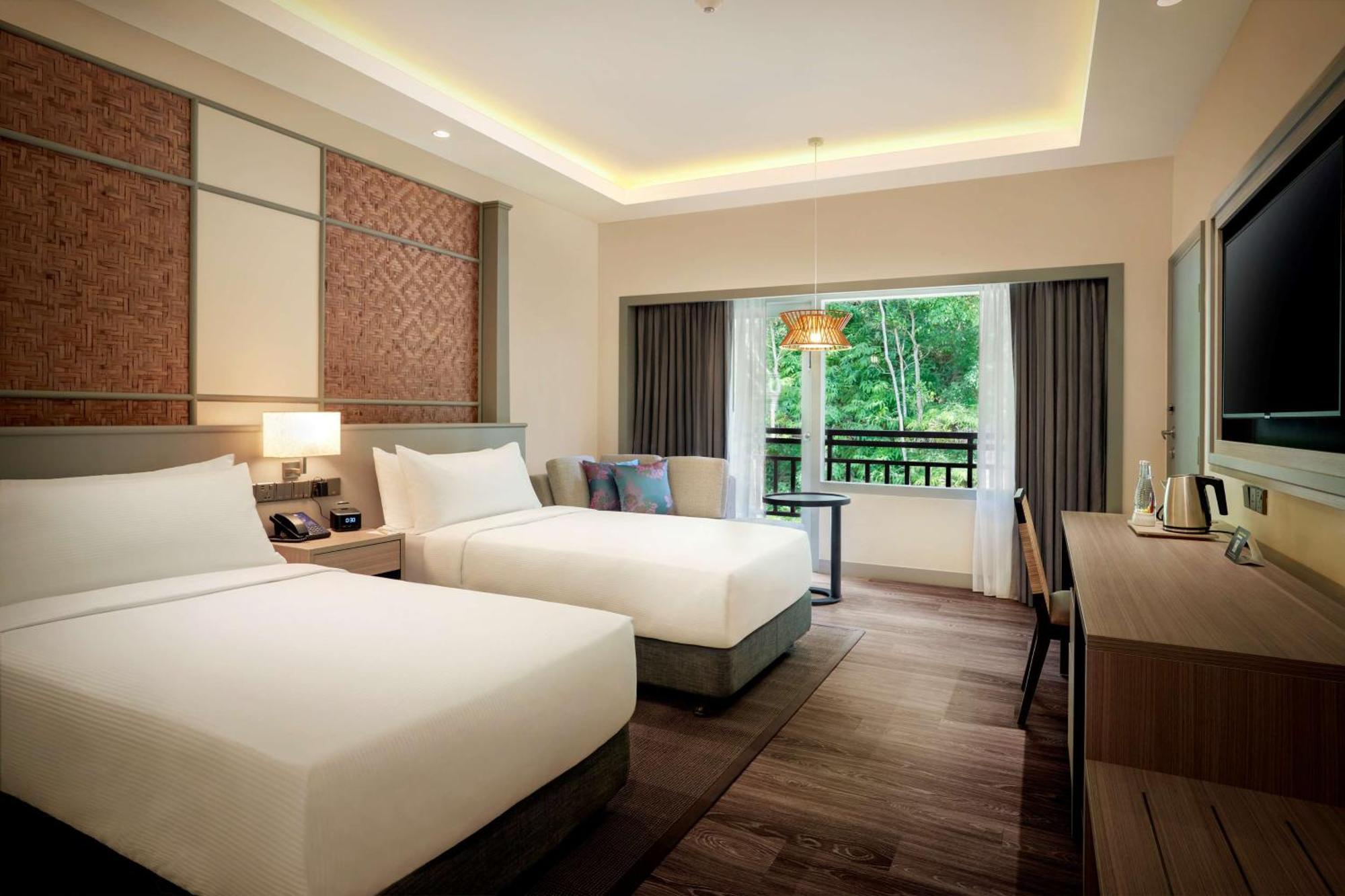 Doubletree By Hilton Damai Laut Hotel Lumut Eksteriør billede