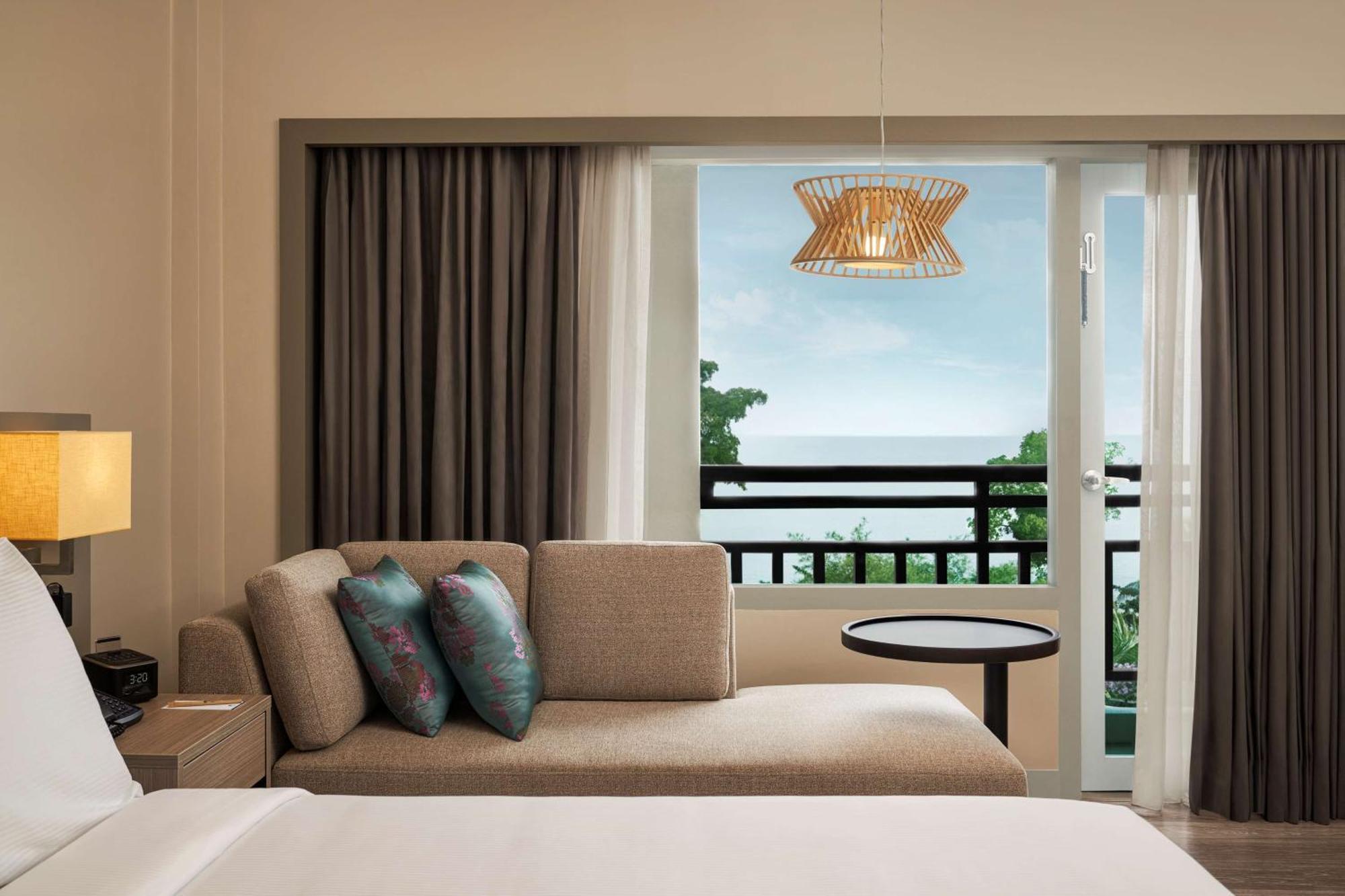 Doubletree By Hilton Damai Laut Hotel Lumut Eksteriør billede