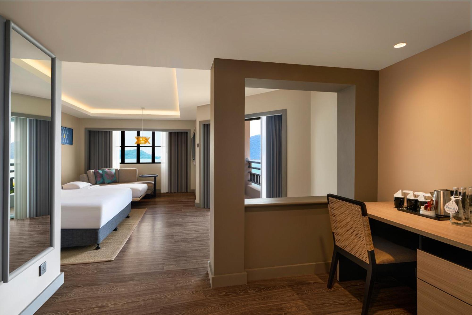 Doubletree By Hilton Damai Laut Hotel Lumut Eksteriør billede